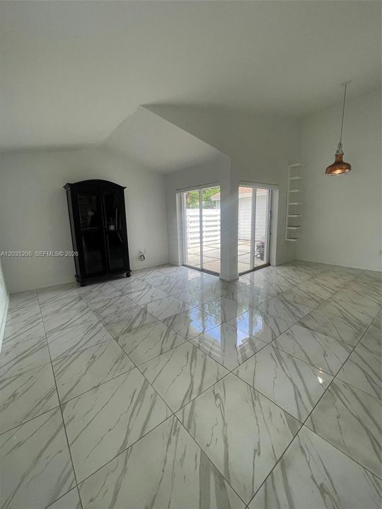 En Renta: $2,000 (1 camas, 1 baños, 694 Pies cuadrados)