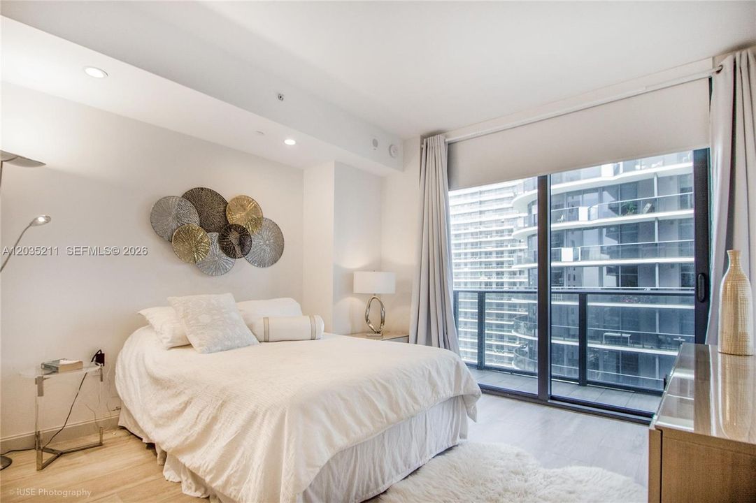 For Rent: $3,950 (1 beds, 1 baths, 609 Square Feet)