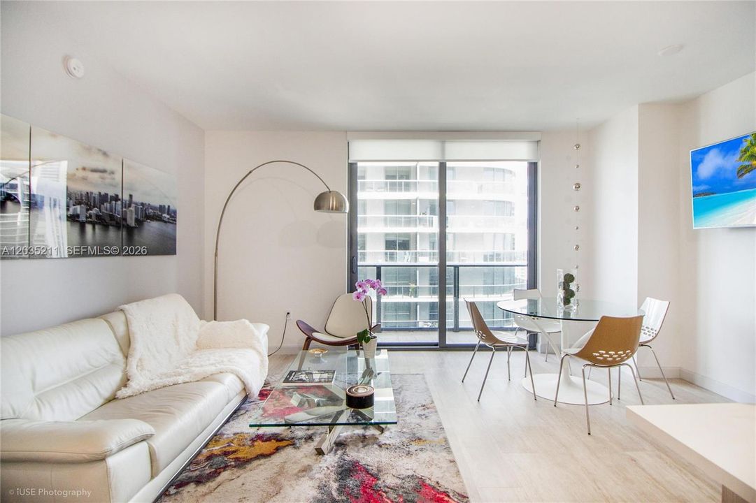 For Rent: $3,950 (1 beds, 1 baths, 609 Square Feet)