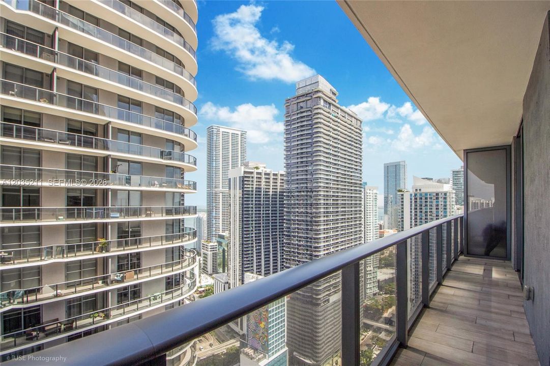 For Rent: $3,950 (1 beds, 1 baths, 609 Square Feet)
