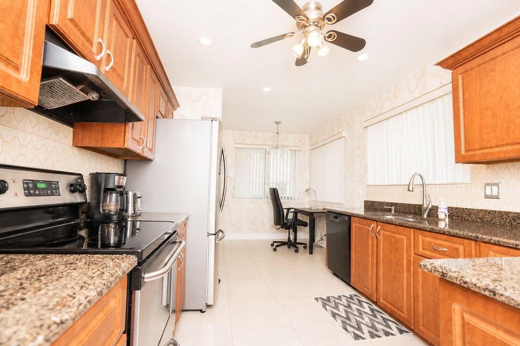 Kitchen 2