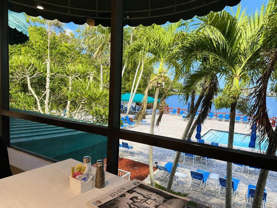 Restaurant overlooking the pool