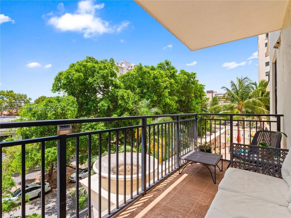 SPACIOUS BALCONY