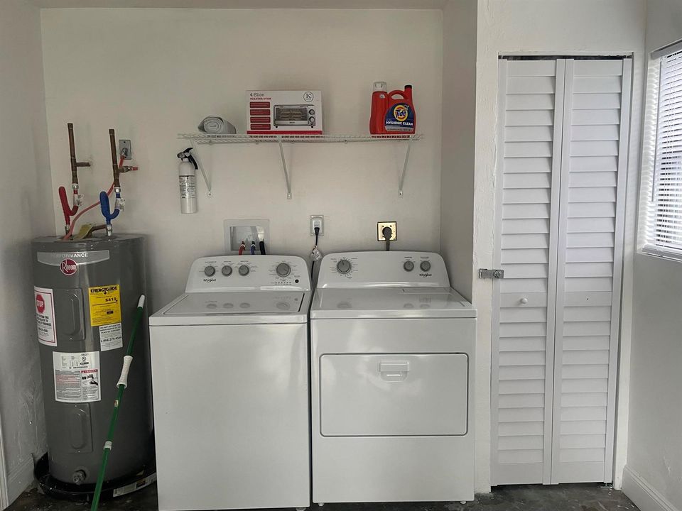 CLOSET INSIDE GARAGE