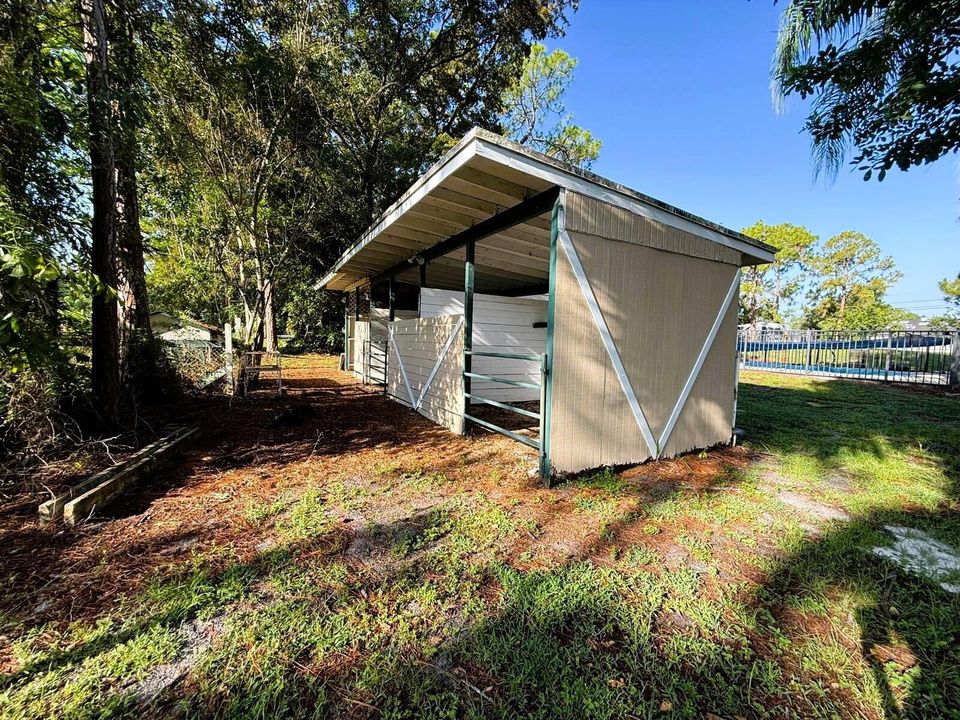 back of stalls