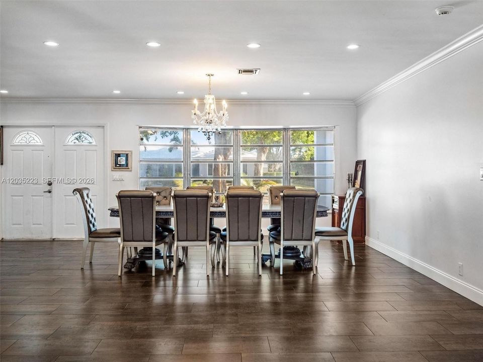 For Sale: $1,249,999 (4 beds, 3 baths, 2438 Square Feet)