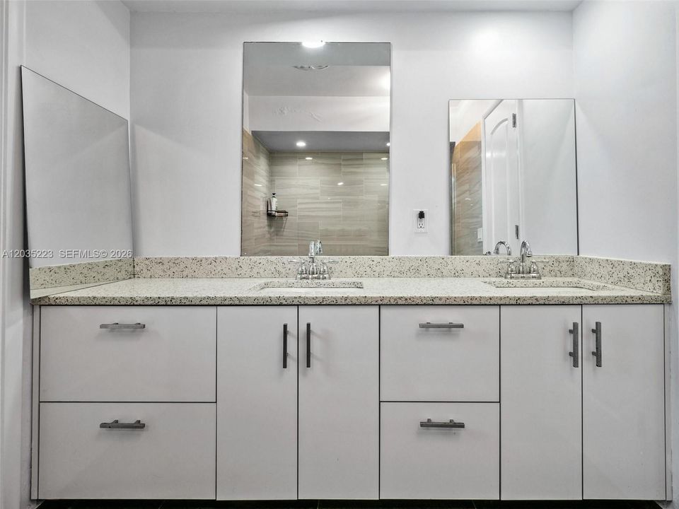 For Sale: $1,249,999 (4 beds, 3 baths, 2438 Square Feet)