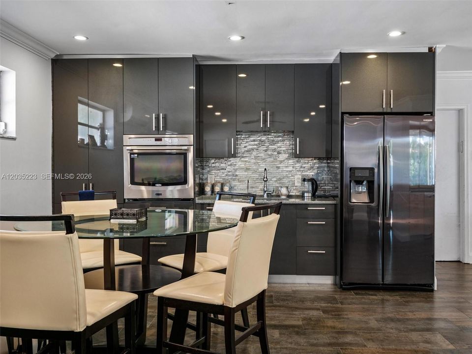 For Sale: $1,249,999 (4 beds, 3 baths, 2438 Square Feet)