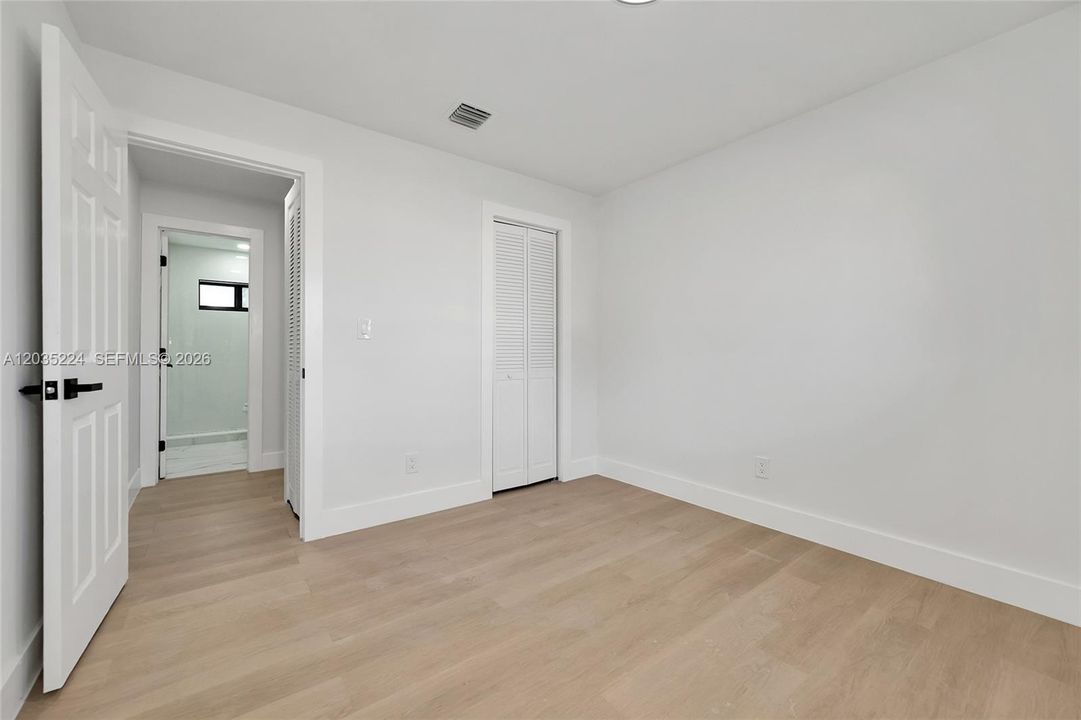 For Sale: $449,000 (4 beds, 2 baths, 1086 Square Feet)