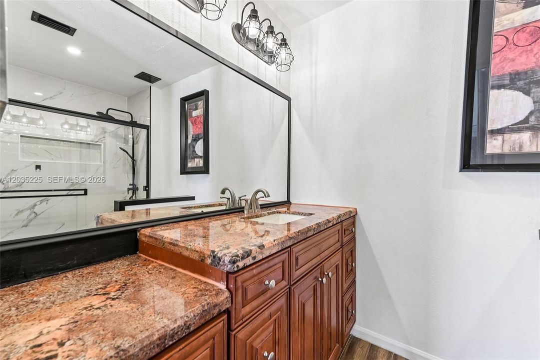 For Sale: $445,000 (2 beds, 2 baths, 1718 Square Feet)