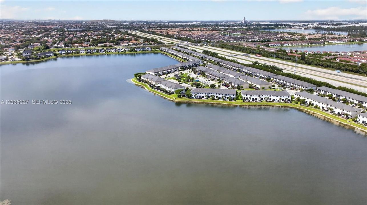 For Sale: $596,789 (3 beds, 2 baths, 1692 Square Feet)
