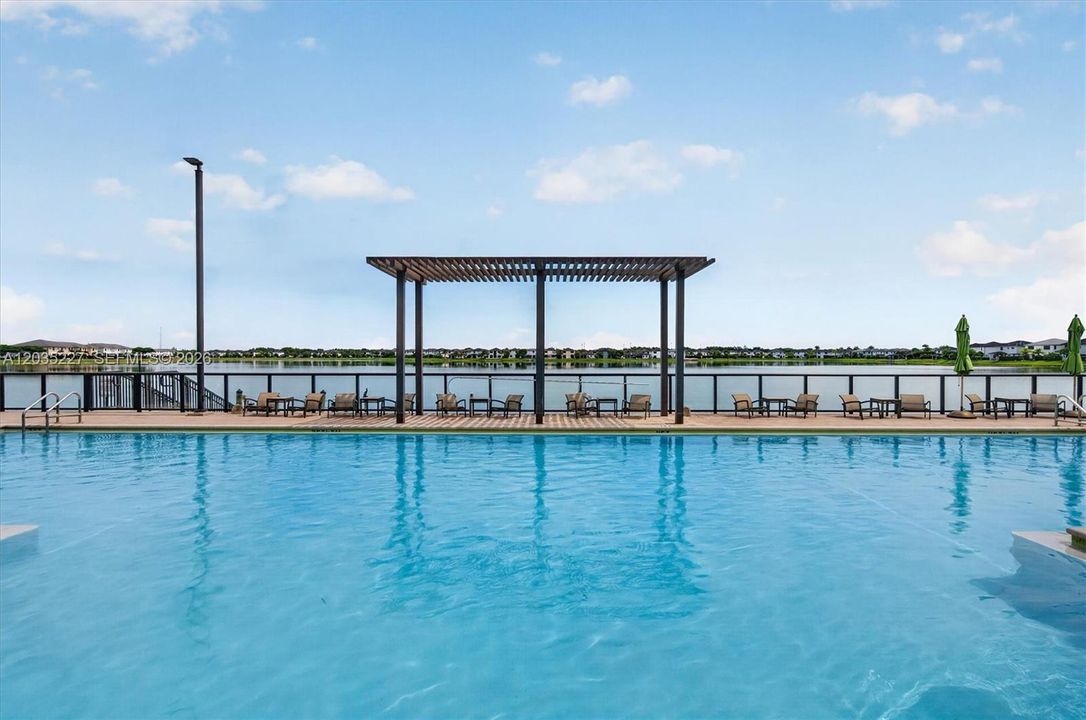 For Sale: $596,789 (3 beds, 2 baths, 1692 Square Feet)
