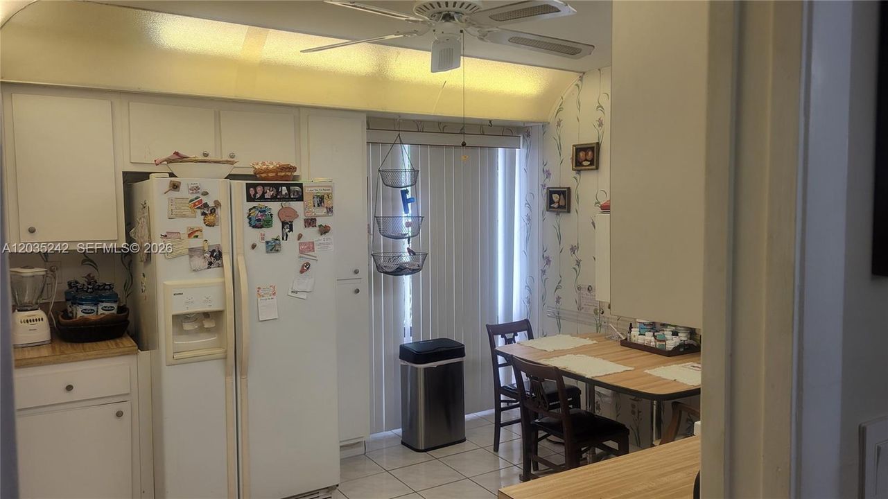 For Sale: $264,899 (2 beds, 2 baths, 1500 Square Feet)