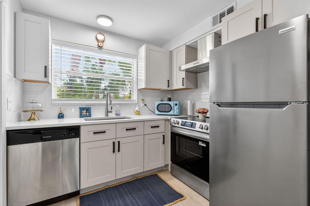 Kitchen-Fully Updated