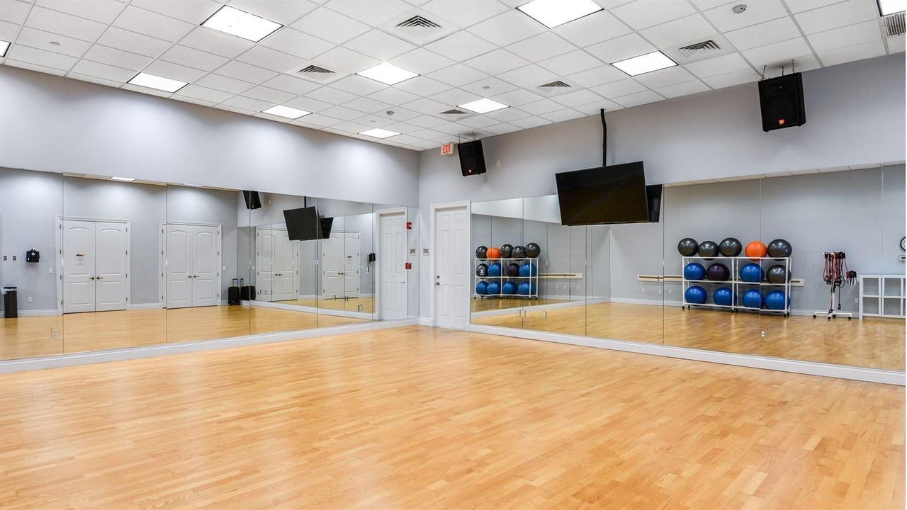 14 lrg_pga_village_verano_fitness_center
