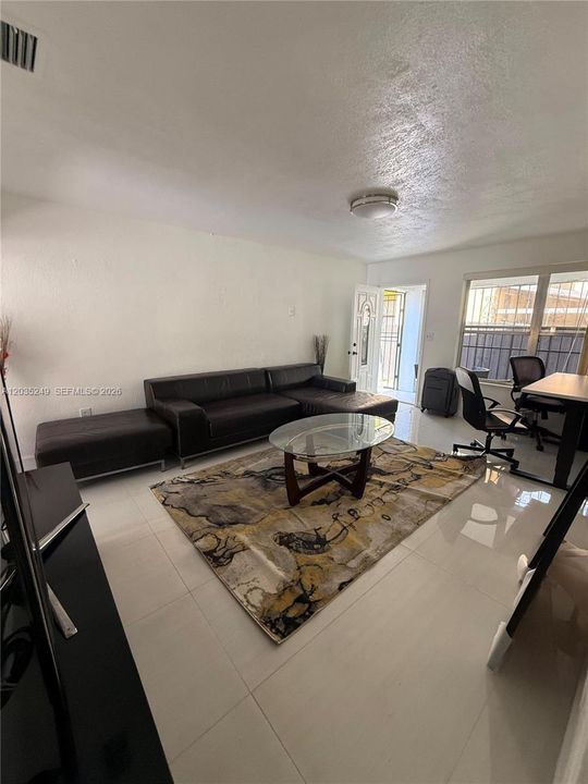 For Rent: $3,500 (2 beds, 2 baths, 1786 Square Feet)