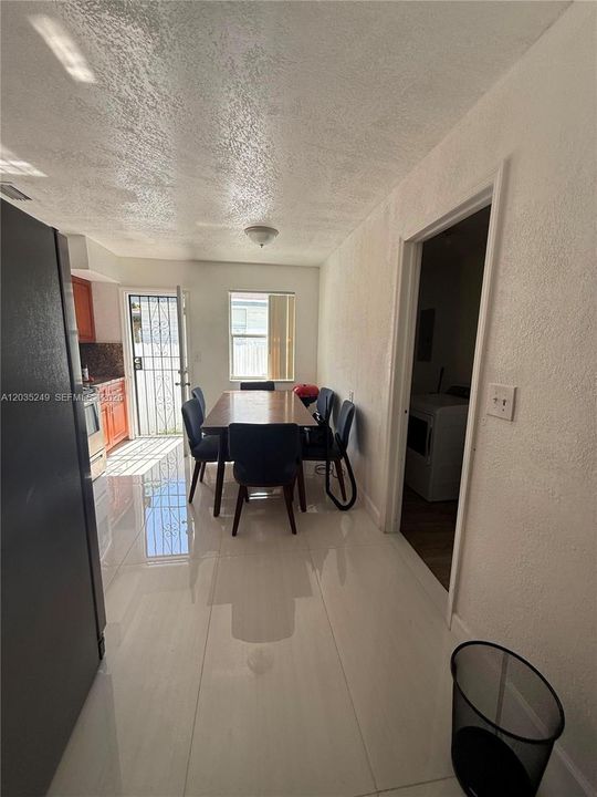For Rent: $3,500 (2 beds, 2 baths, 1786 Square Feet)