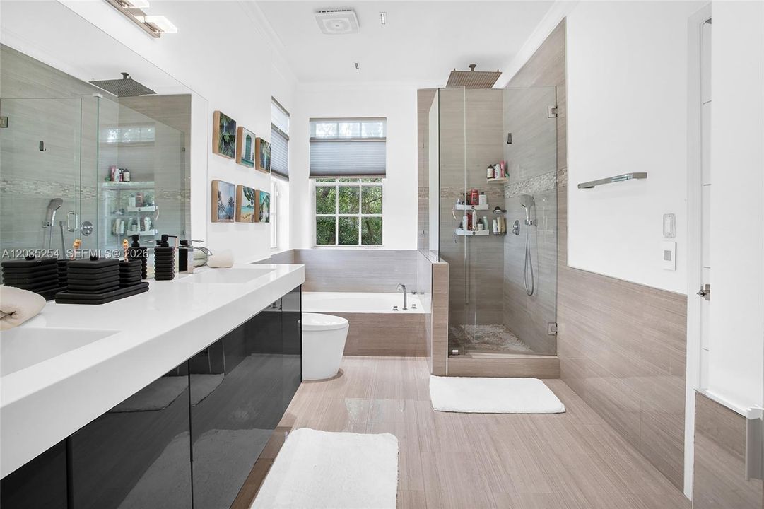 For Sale: $495,000 (3 beds, 2 baths, 1845 Square Feet)