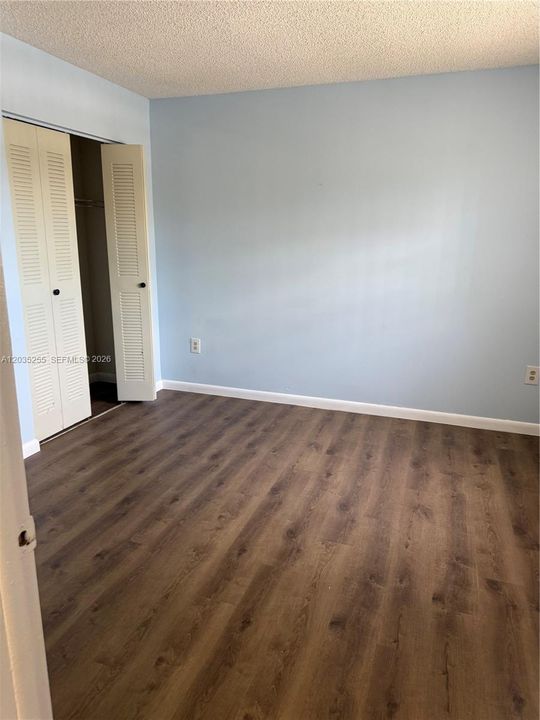 В аренду: $2,590 (2 спален, 2 ванн, 1210 Квадратных фут)