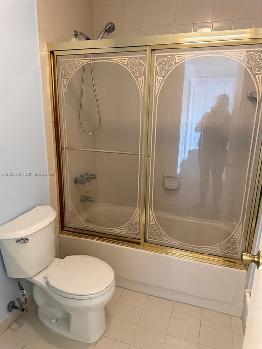 В аренду: $2,590 (2 спален, 2 ванн, 1210 Квадратных фут)