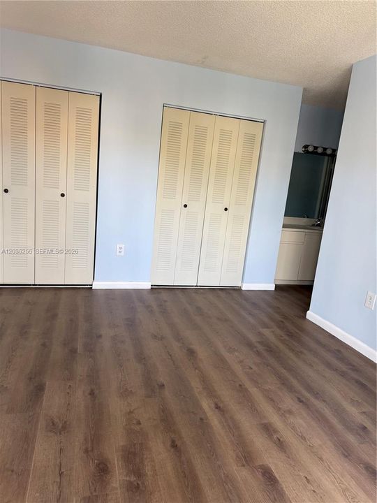 В аренду: $2,590 (2 спален, 2 ванн, 1210 Квадратных фут)