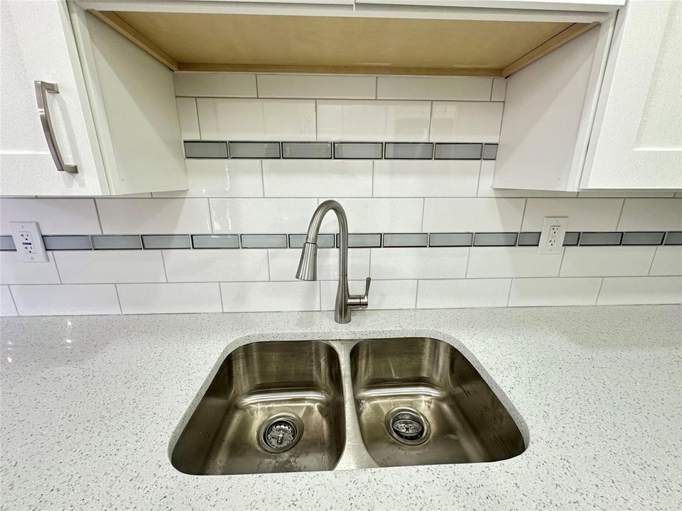 Double Sink, Subway Tile