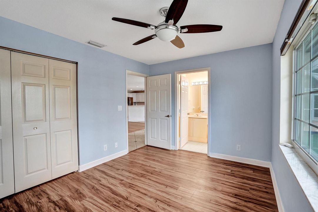 third bedroom2