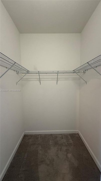 В аренду: $2,350 (3 спален, 2 ванн, 1393 Квадратных фут)