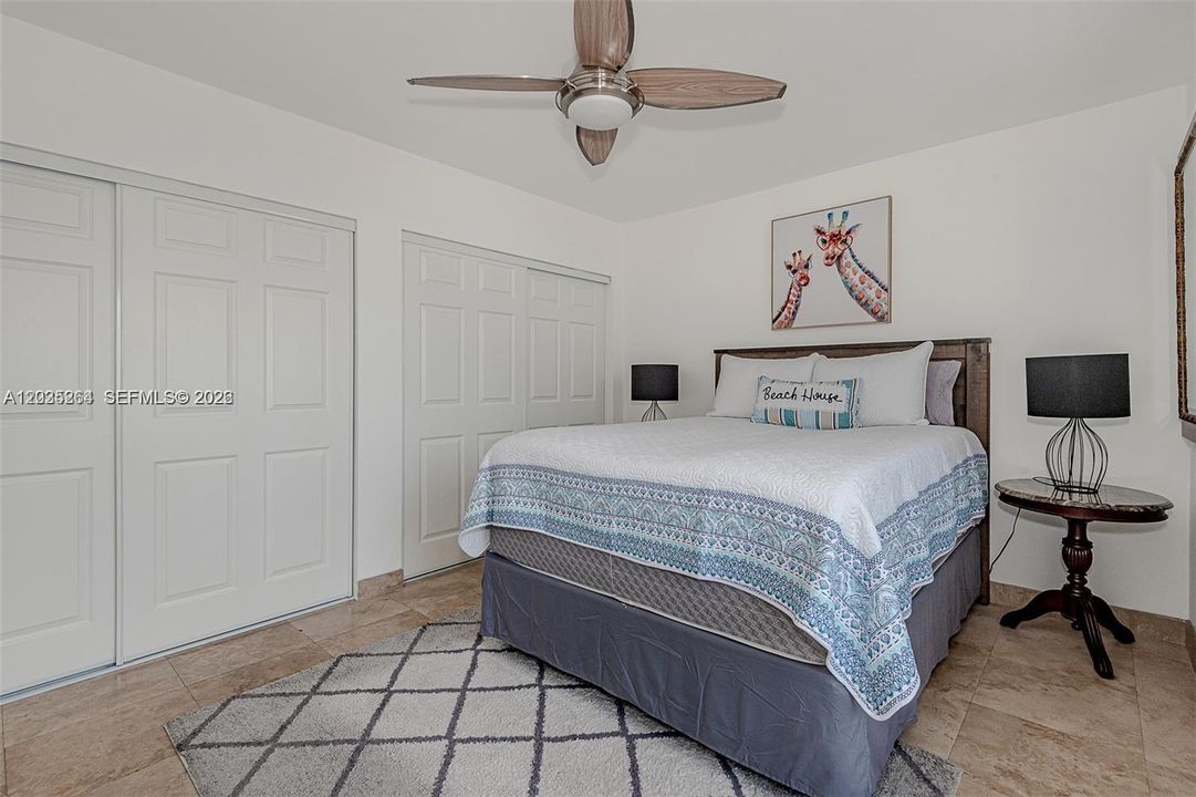 For Rent: $2,550 (1 beds, 1 baths, 750 Square Feet)