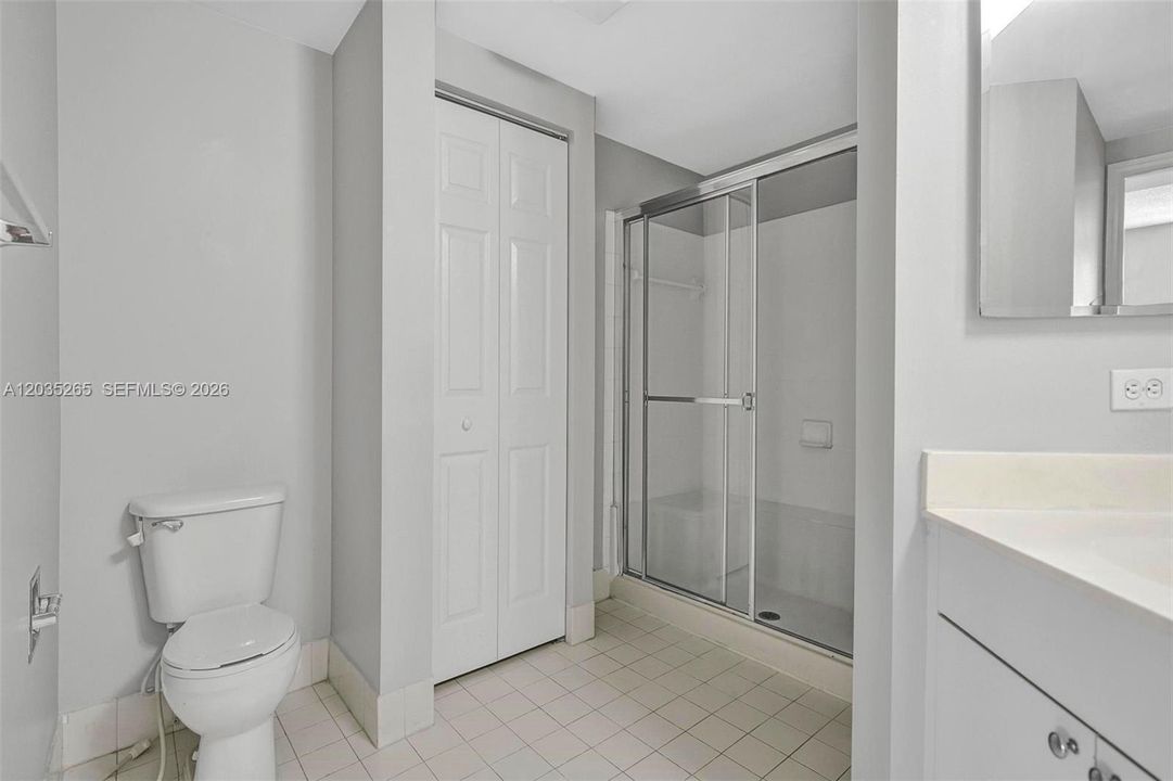 For Rent: $2,900 (2 beds, 2 baths, 1024 Square Feet)