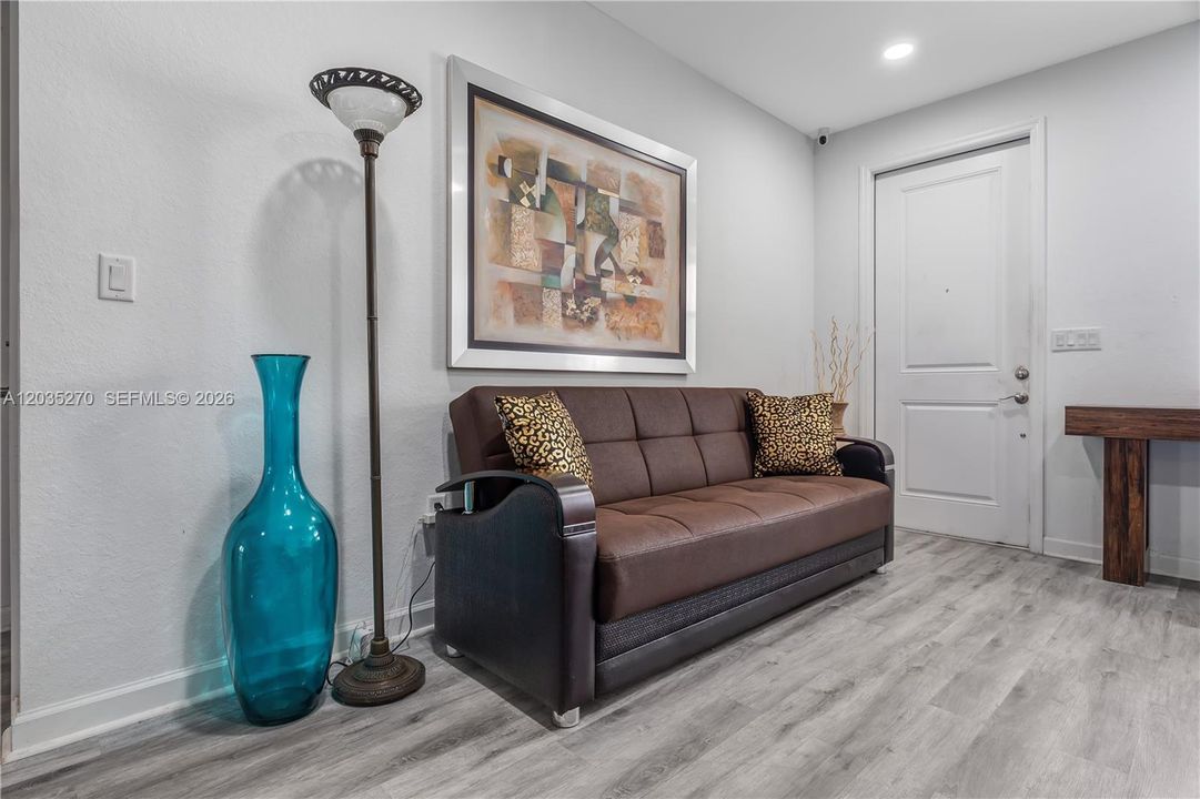 En Venta: $419,990 (3 camas, 2 baños, 1740 Pies cuadrados)