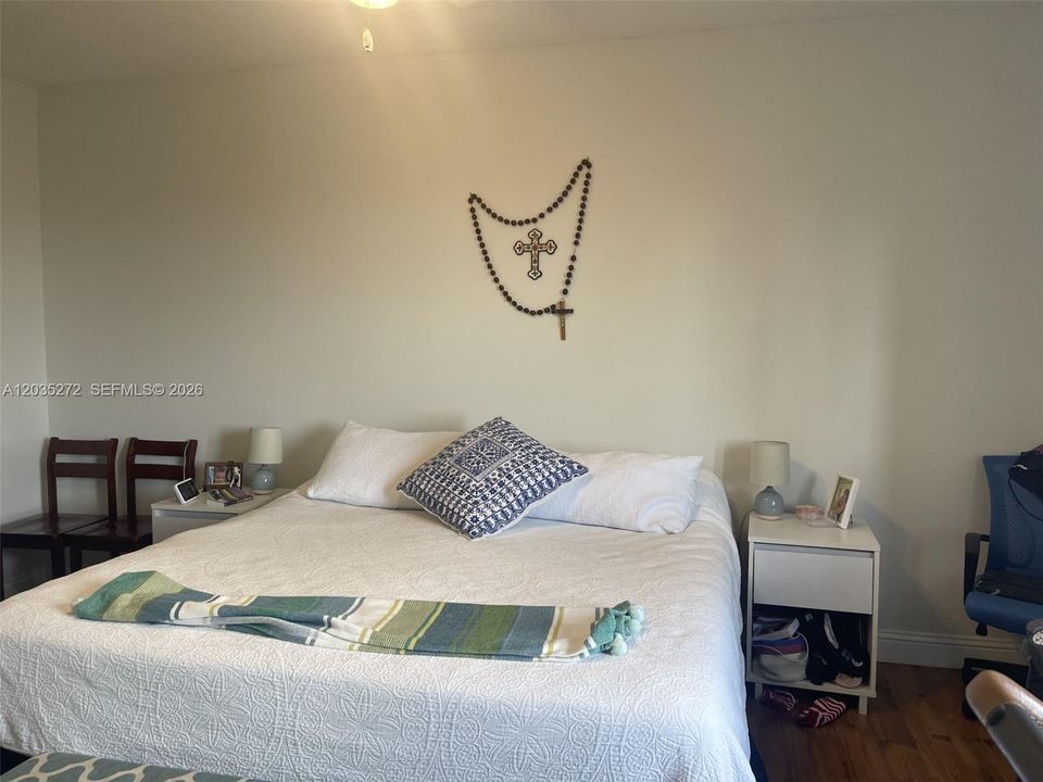 В аренду: $2,800 (2 спален, 2 ванн, 917 Квадратных фут)