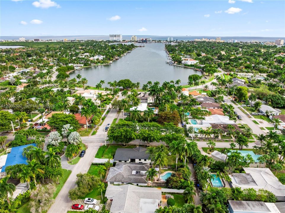 For Sale: $999,000 (3 beds, 2 baths, 1526 Square Feet)