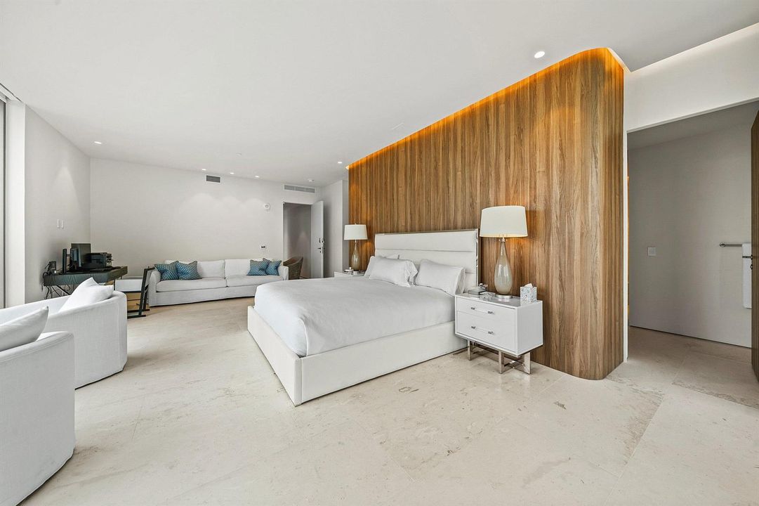 024-200ArkonaCourt-804-WestPalmBeach-FL-