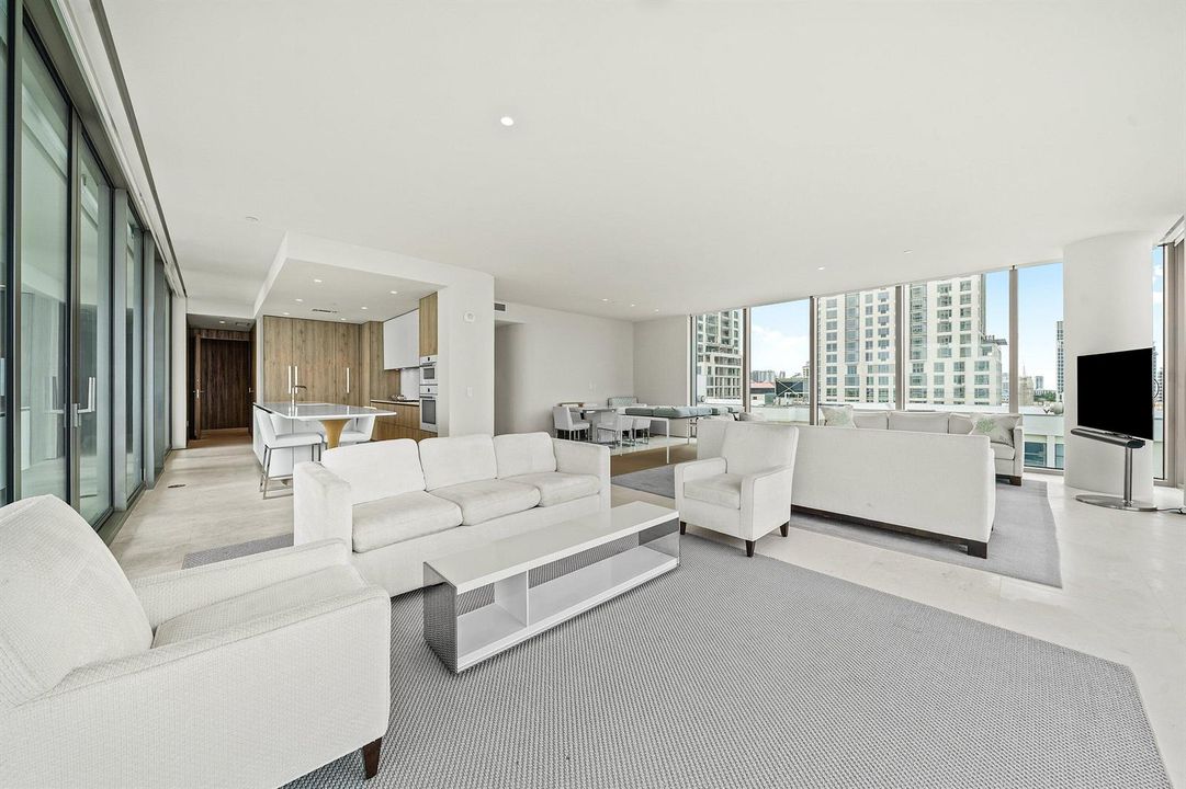 018-200ArkonaCourt-804-WestPalmBeach-FL-