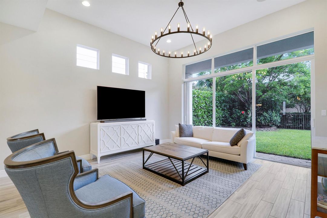 House4-23