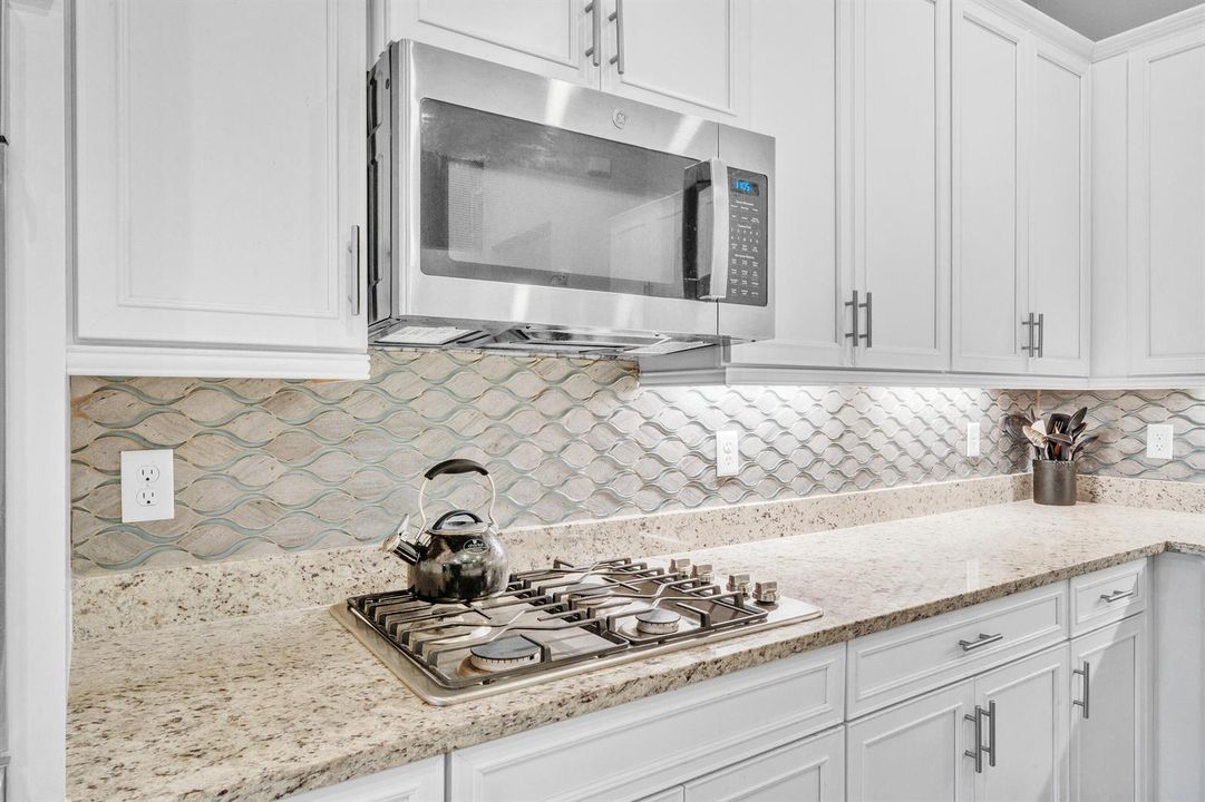9 Kitchen (5)
