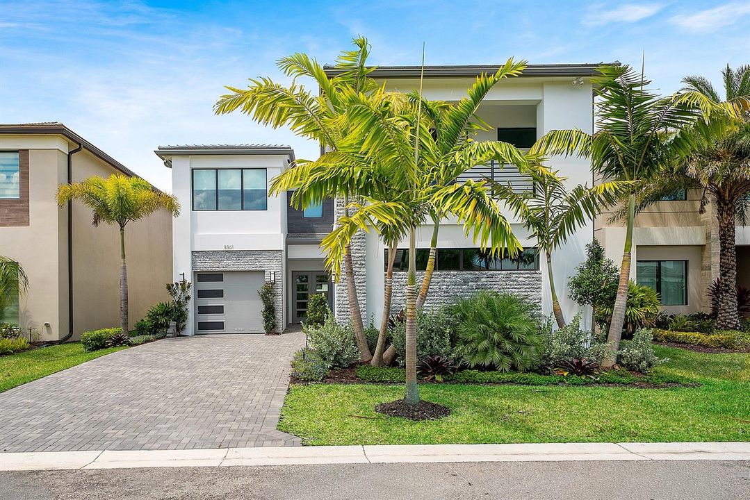 002-8561CrystalDownsAvenue-BocaRaton-FL-