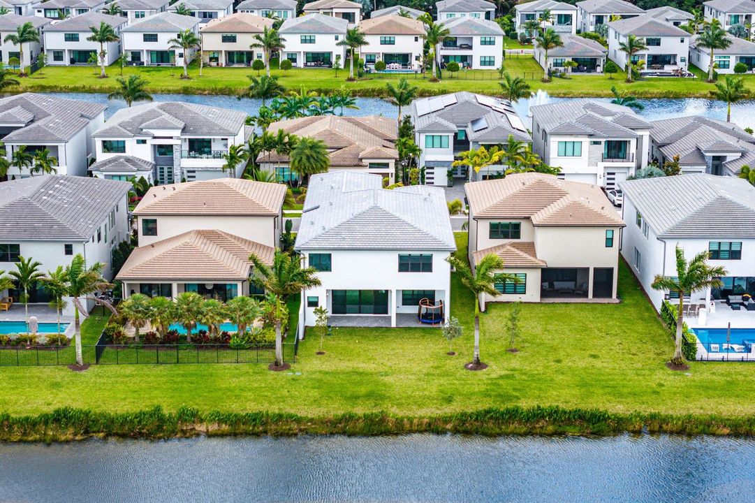 066-8561CrystalDownsAvenue-BocaRaton-FL-