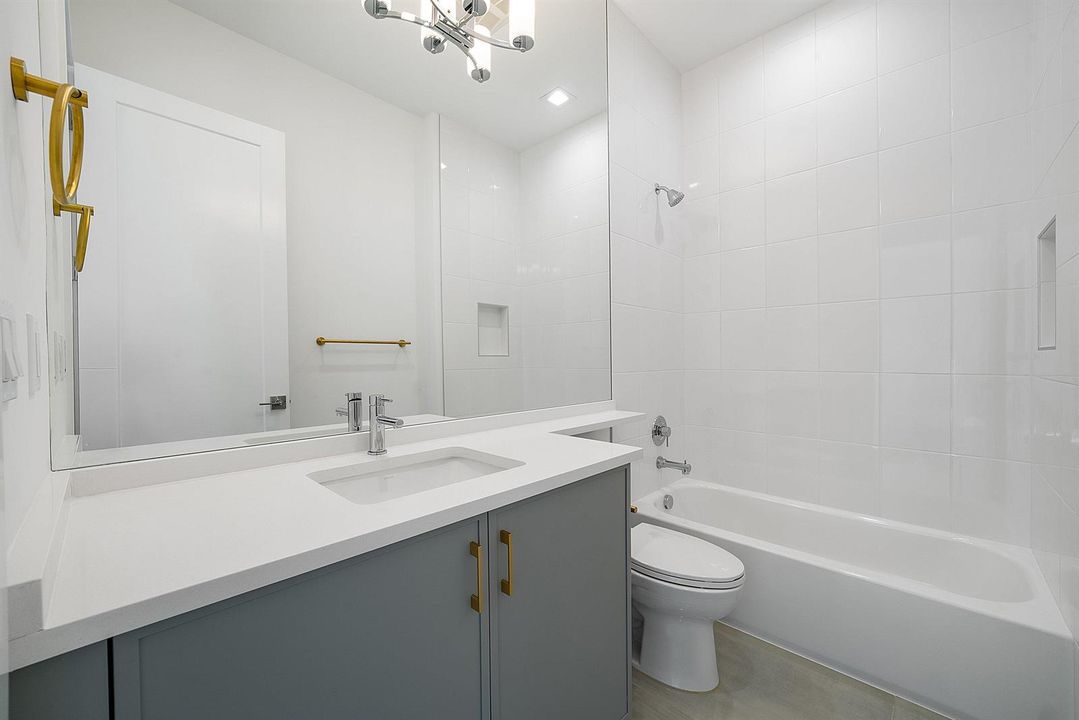024-8561CrystalDownsAvenue-BocaRaton-FL-
