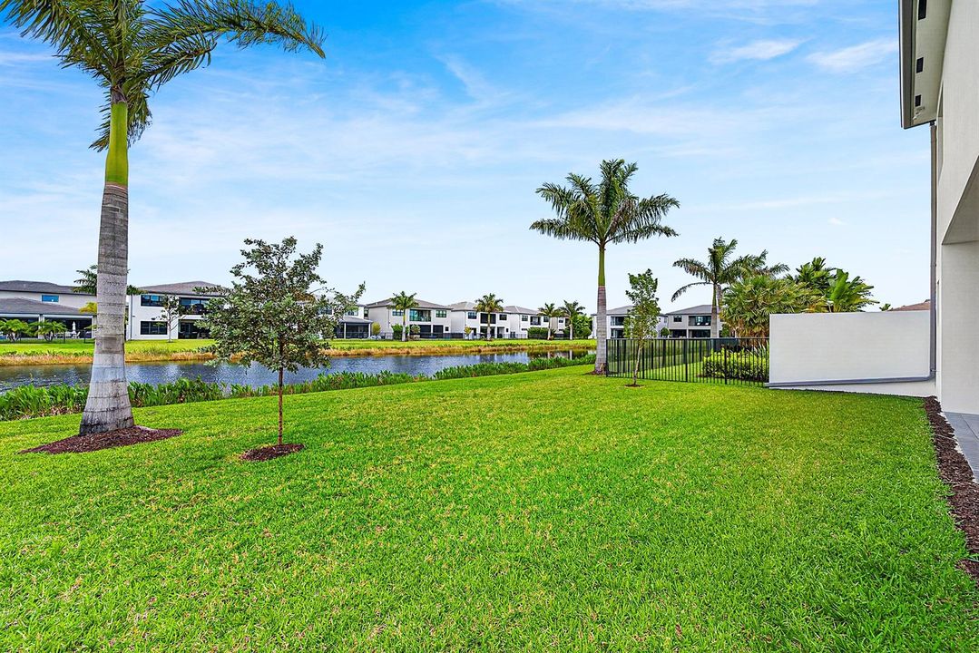 059-8561CrystalDownsAvenue-BocaRaton-FL-
