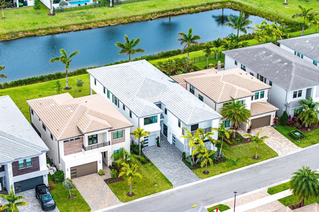 064-8561CrystalDownsAvenue-BocaRaton-FL-