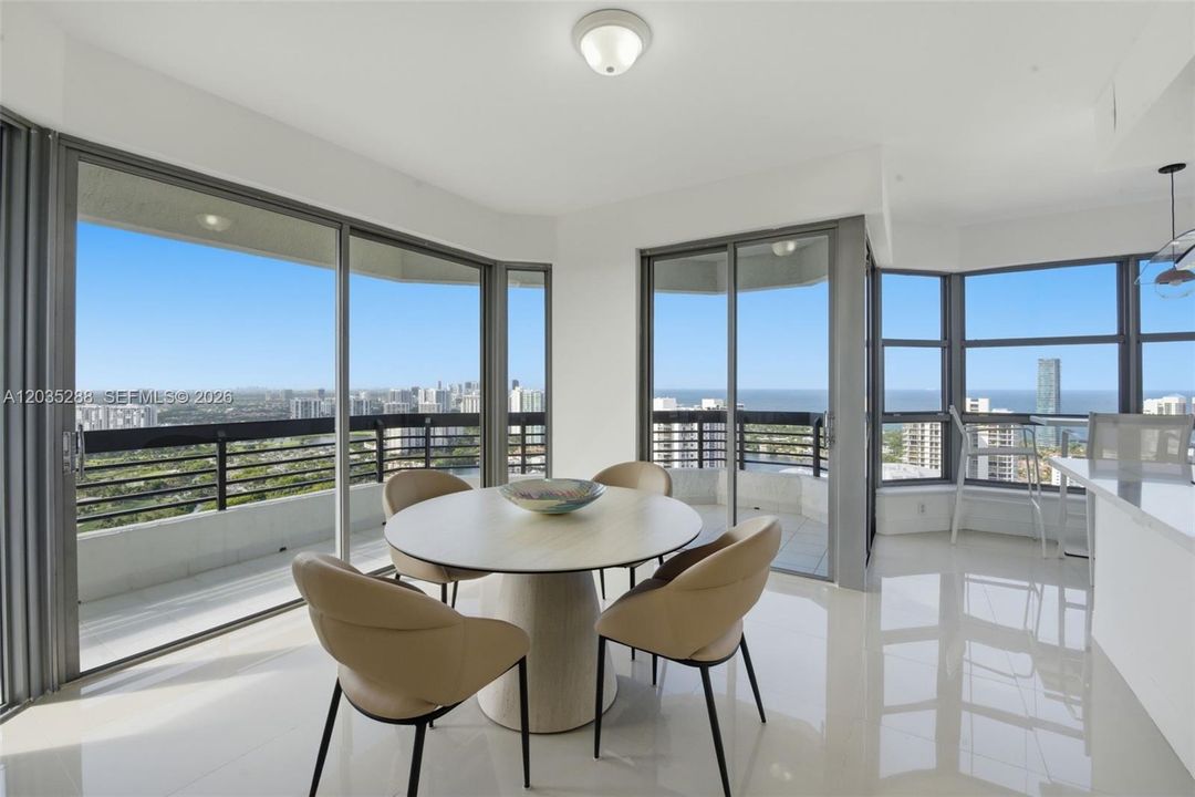 For Rent: $5,000 (2 beds, 2 baths, 1464 Square Feet)