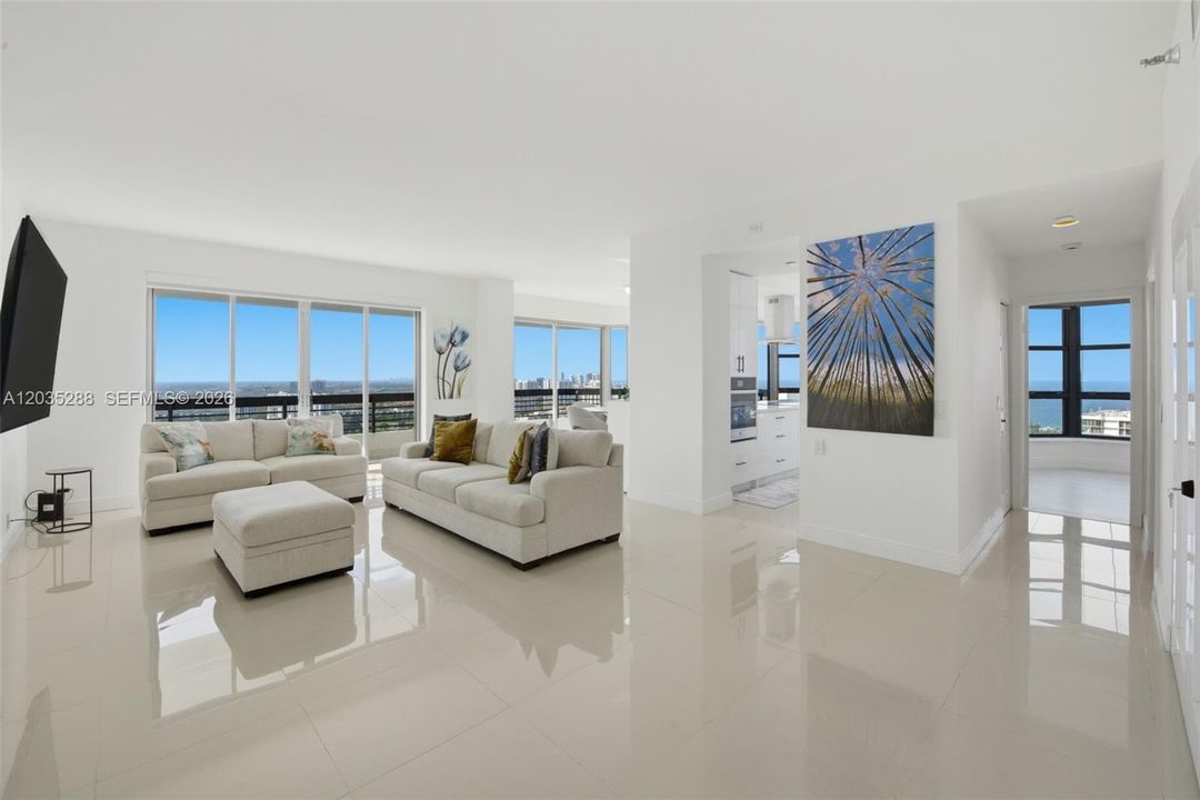 For Rent: $5,000 (2 beds, 2 baths, 1464 Square Feet)