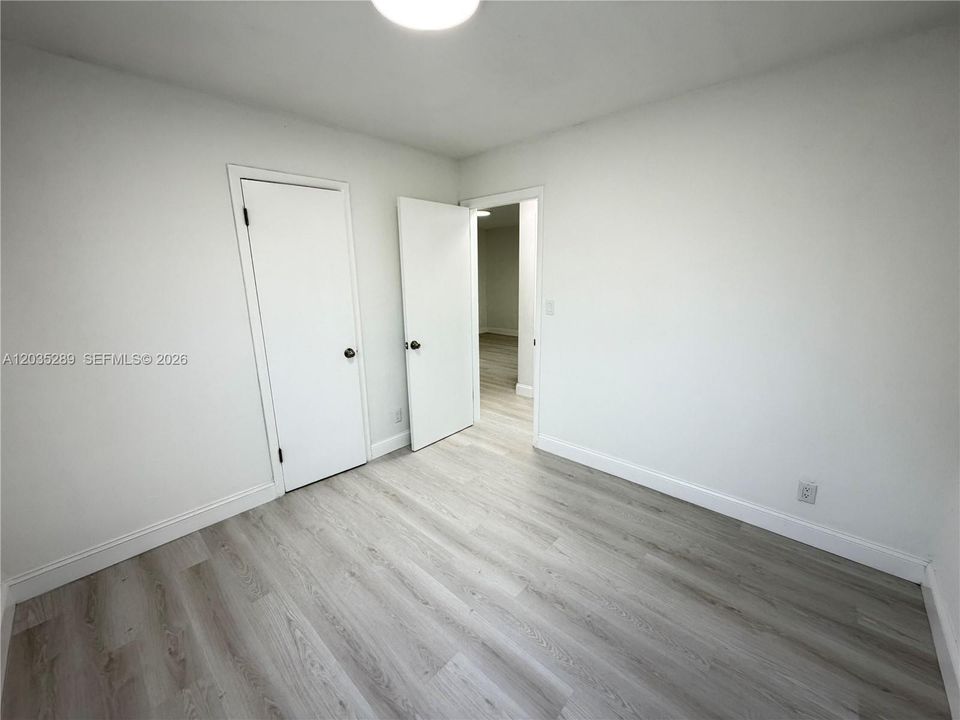 For Rent: $1,700 (2 beds, 1 baths, 649 Square Feet)