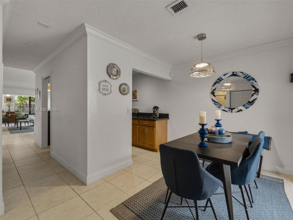 В аренду: $3,375 (3 спален, 2 ванн, 1359 Квадратных фут)