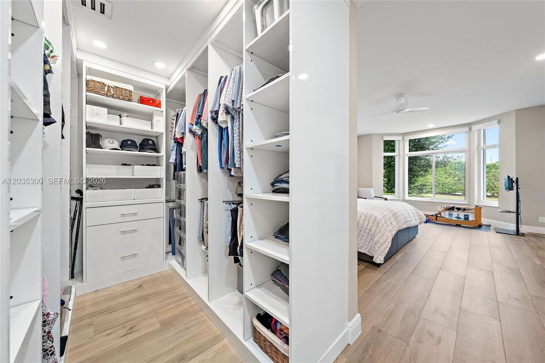 For Sale: $2,350,000 (2 beds, 2 baths, 0 Square Feet)