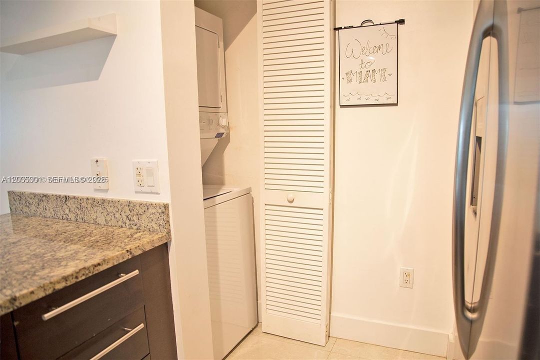 En Renta: $4,700 (2 camas, 2 baños, 1113 Pies cuadrados)