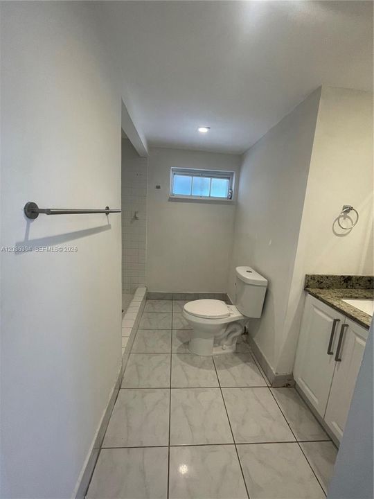В аренду: $3,900 (4 спален, 2 ванн, 1580 Квадратных фут)