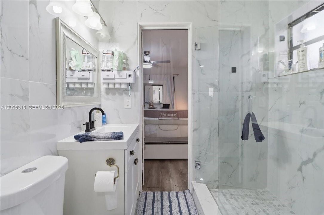 En Venta: $525,000 (3 camas, 2 baños, 1420 Pies cuadrados)